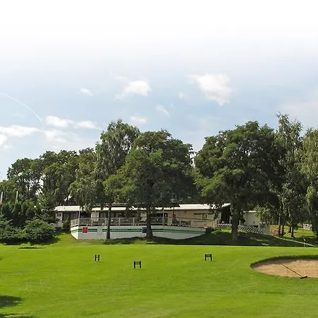 Отель Golf 4*